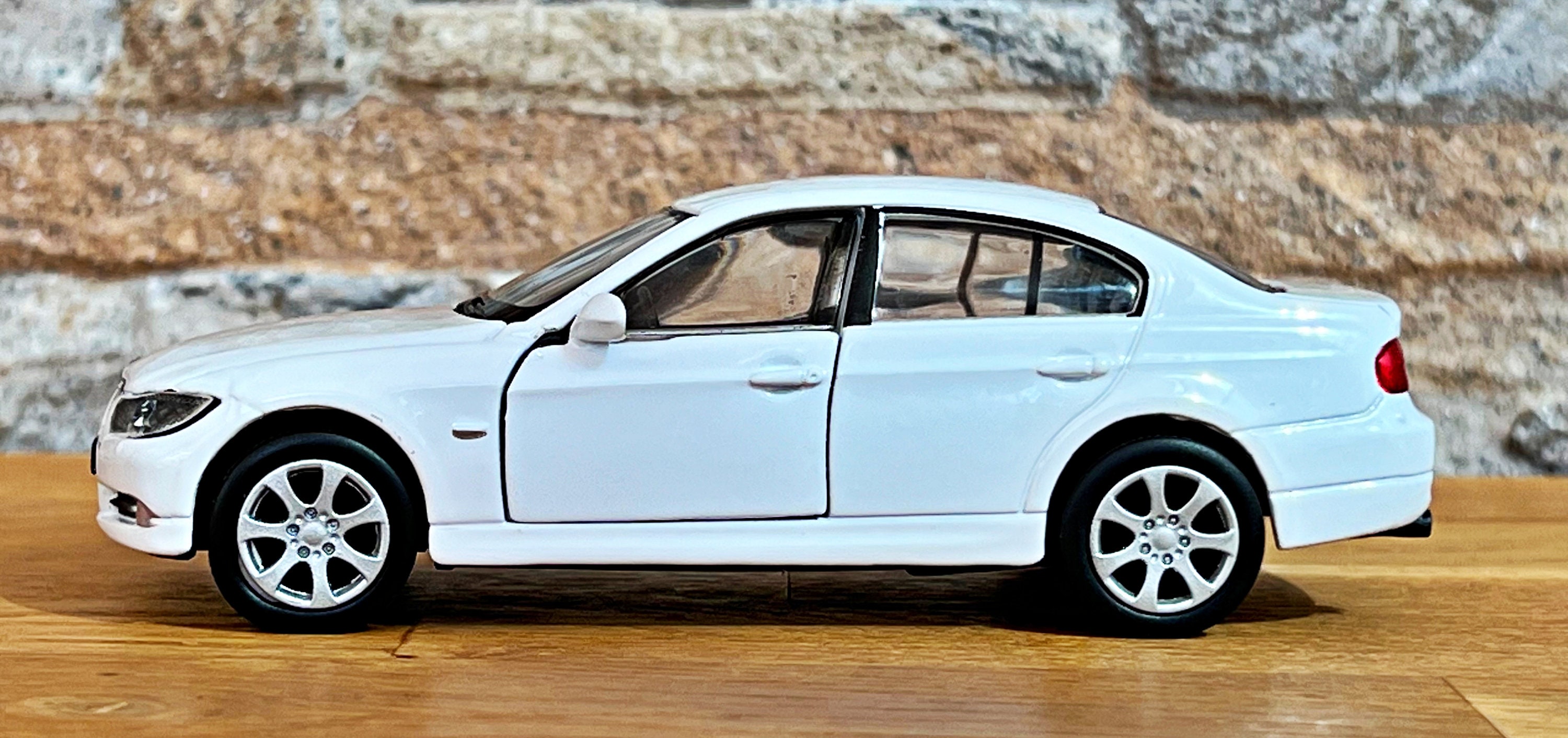 BMW 330i | Model Car | 1/36 Diecast Car | 1/36 Scale Model Car