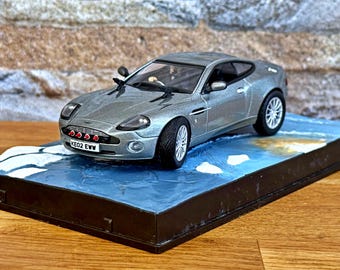 アストンマーティン V12 ヴァンキッシュ、007 ジェームズ・ボンド