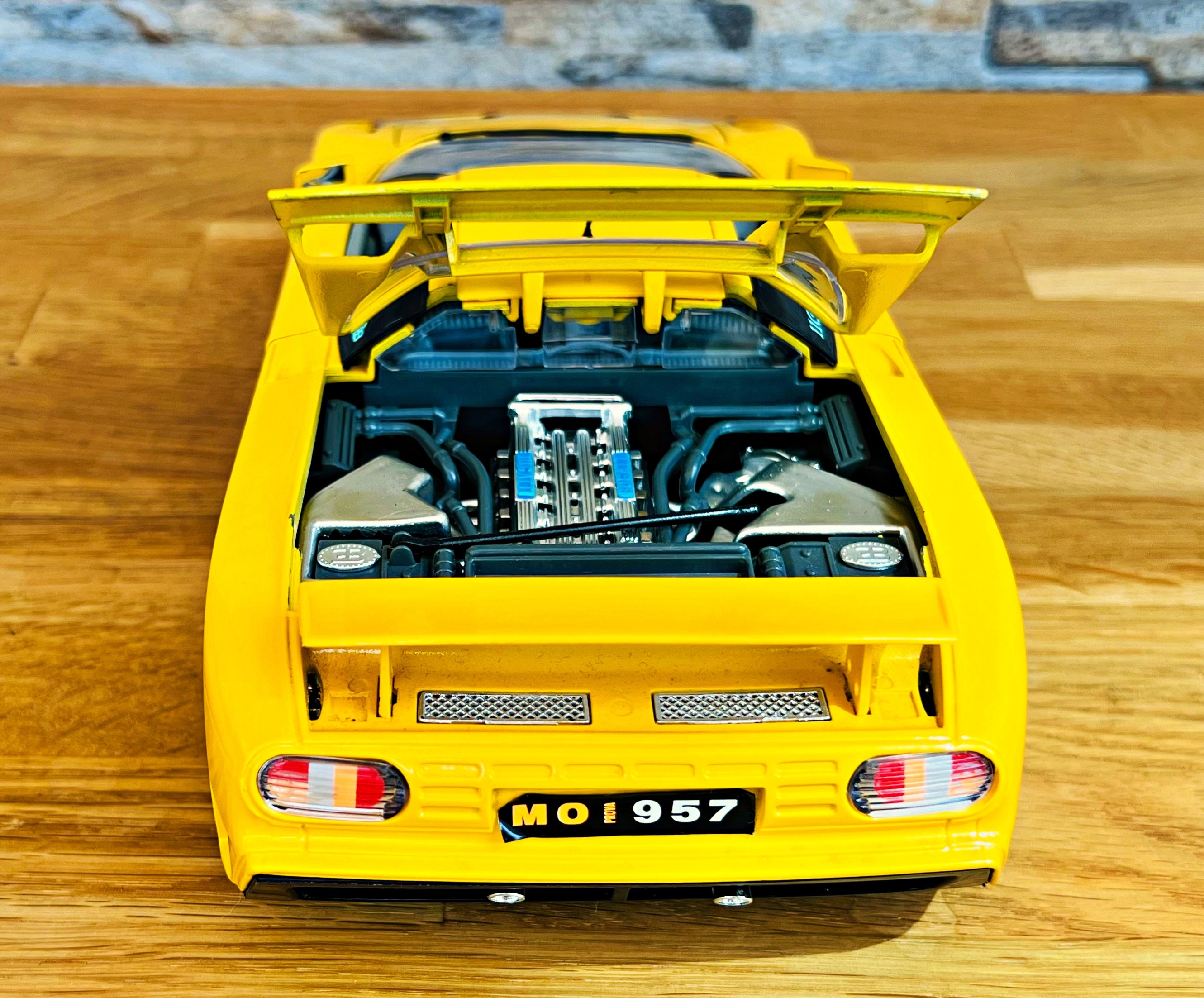 Miniature Bugatti EB110 Norev – 1/43, Vert, Modèle De Production (Neuf)