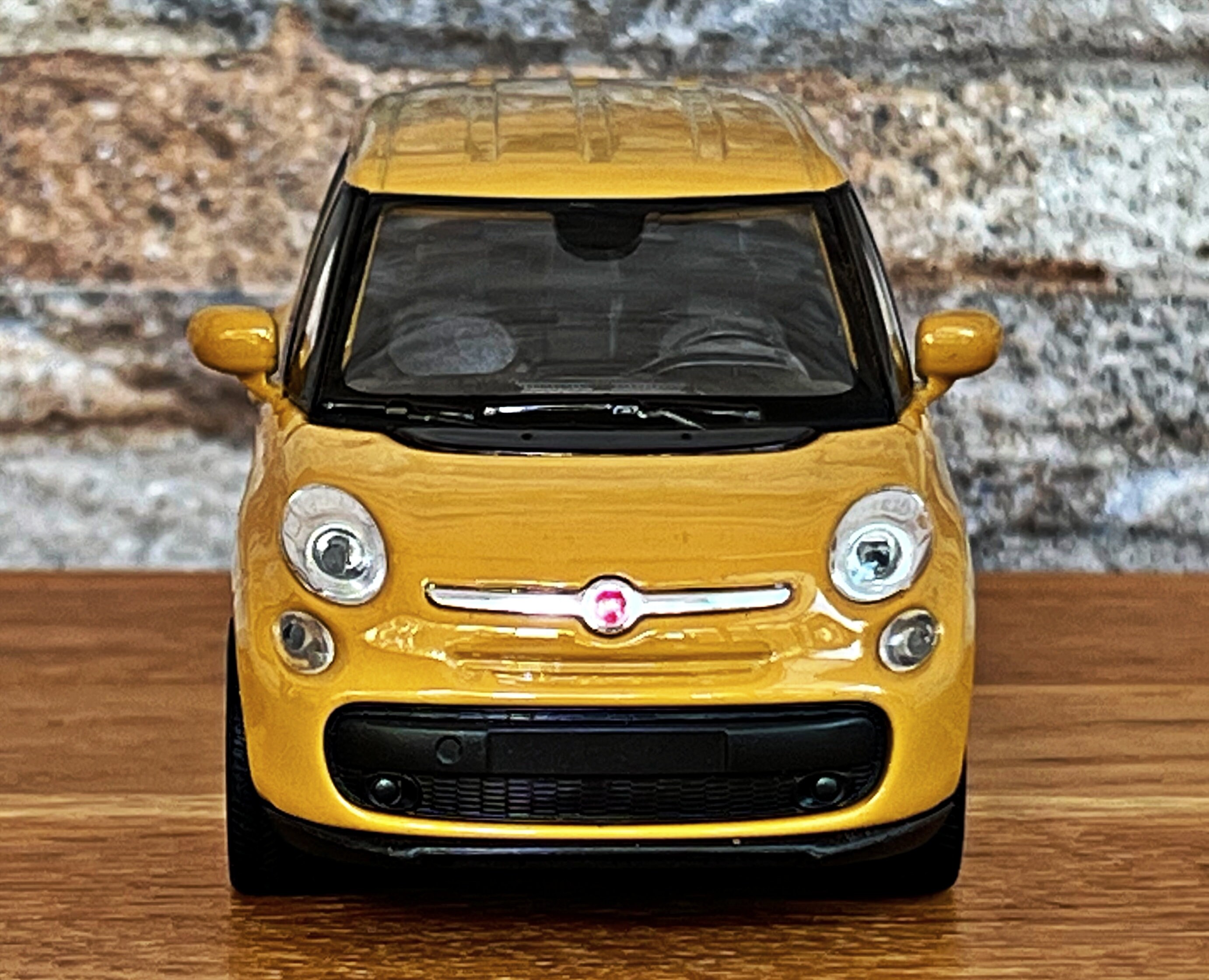 Fiat 500L 2013 | Model Car | Diecast Car | 1/34 Scale Model Car