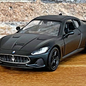 1:32 Maserati Quattroporte Coupé modèle de voiture en
