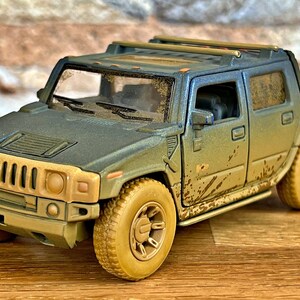 Hummer H2 SUT 2005 / Modellino auto / Modellino auto scala 1/40 / Oggetto da collezione / Modellino auto in metallo / Auto pressofusa / Jeep pressofusa / Hummer pressofuso