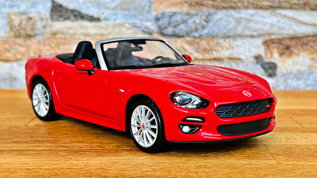 Fiat 124 Spider | Model Car | Scale 1/24 Diecast Car | 1/24 Diecast ...