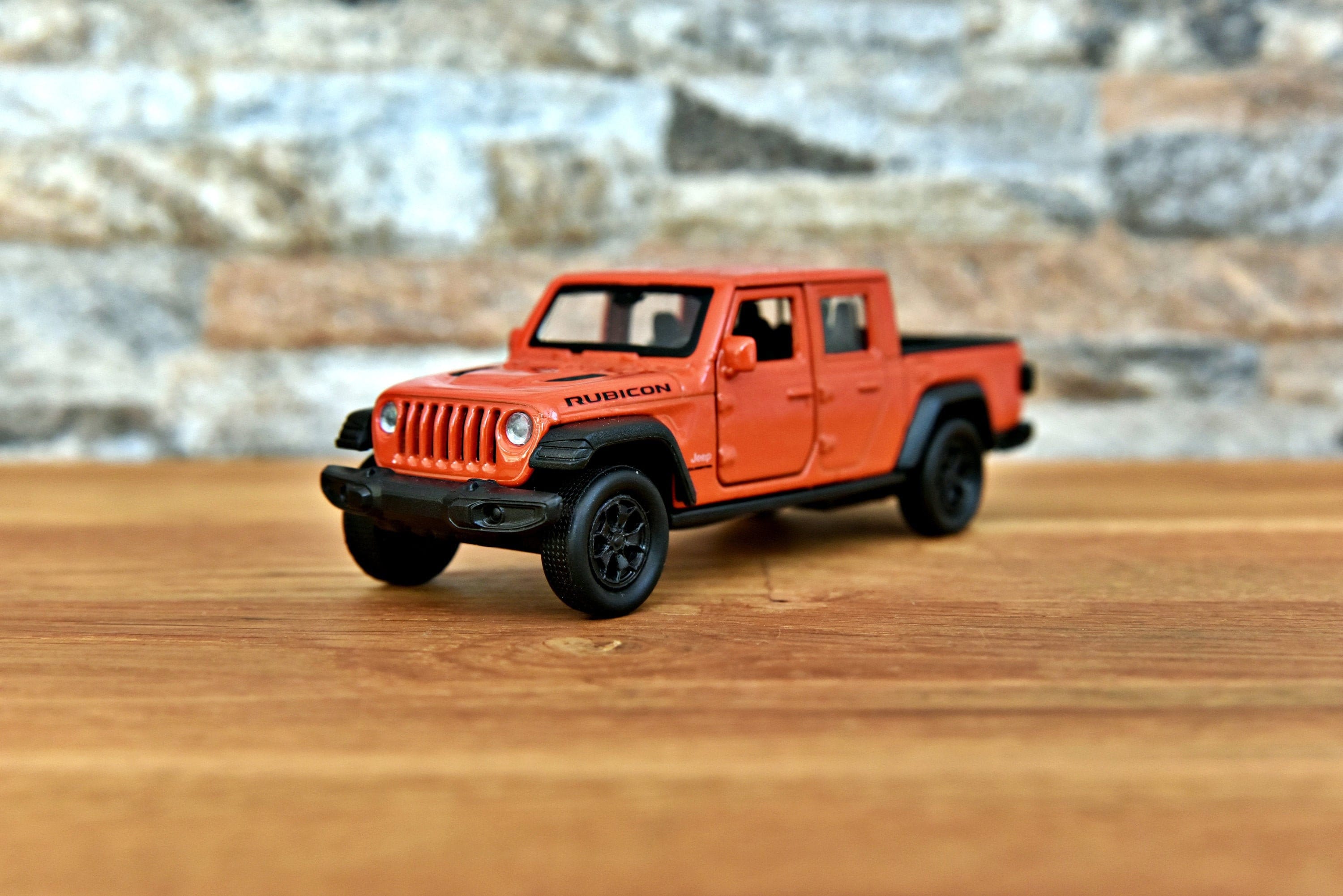 Jeep Gladiator Rubicon 2020 | Model Car | Diecast Pickup