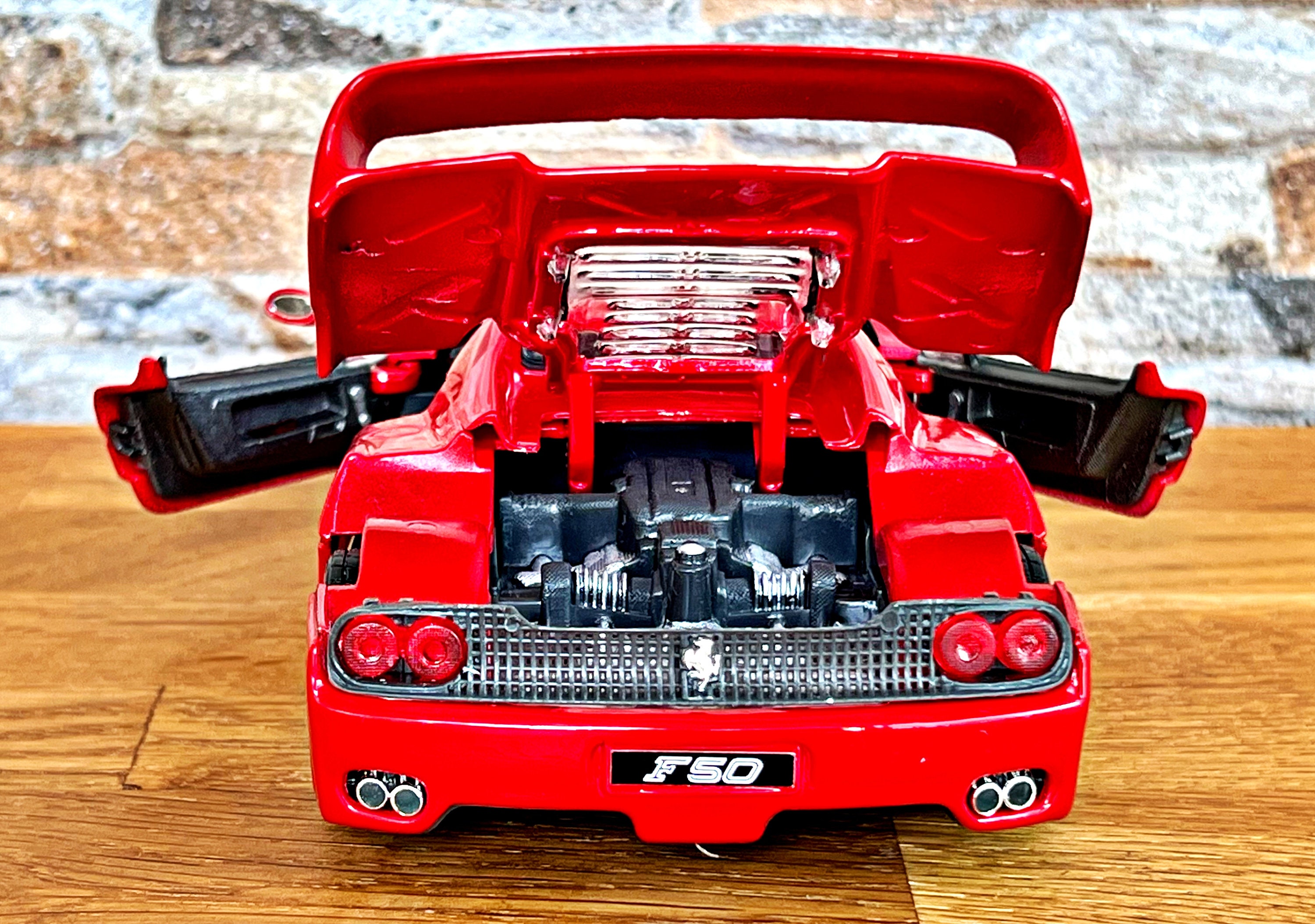 Miniature Ferrari F50 Berlinetta Hard Top - 1995 - échelle 1/18 - MIRA 6208 - Bleu