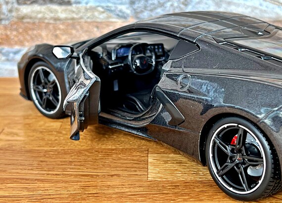 Chevrolet Corvette Stingray Coupe 2020 | Model Car | 1/18 Scale