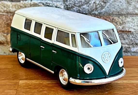 Volkswagen Classical Bus 1962 , 1/32 Scale Model Car, Diecast