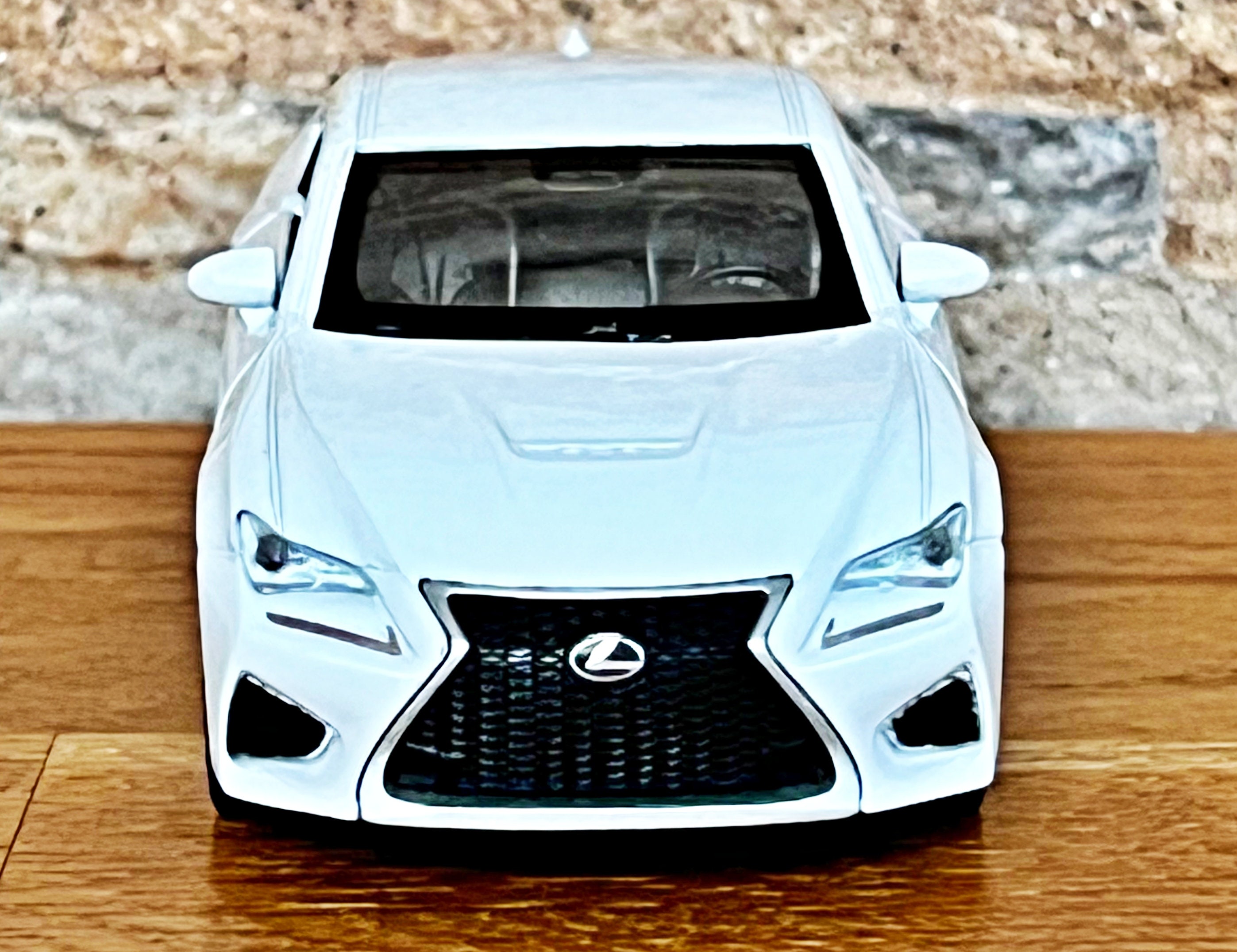 Lexus RC F ミニカー 1/18 ホワイト RARE 1/18 Dealer Edition Lexus RC F RCF (White) Diecast Car Model