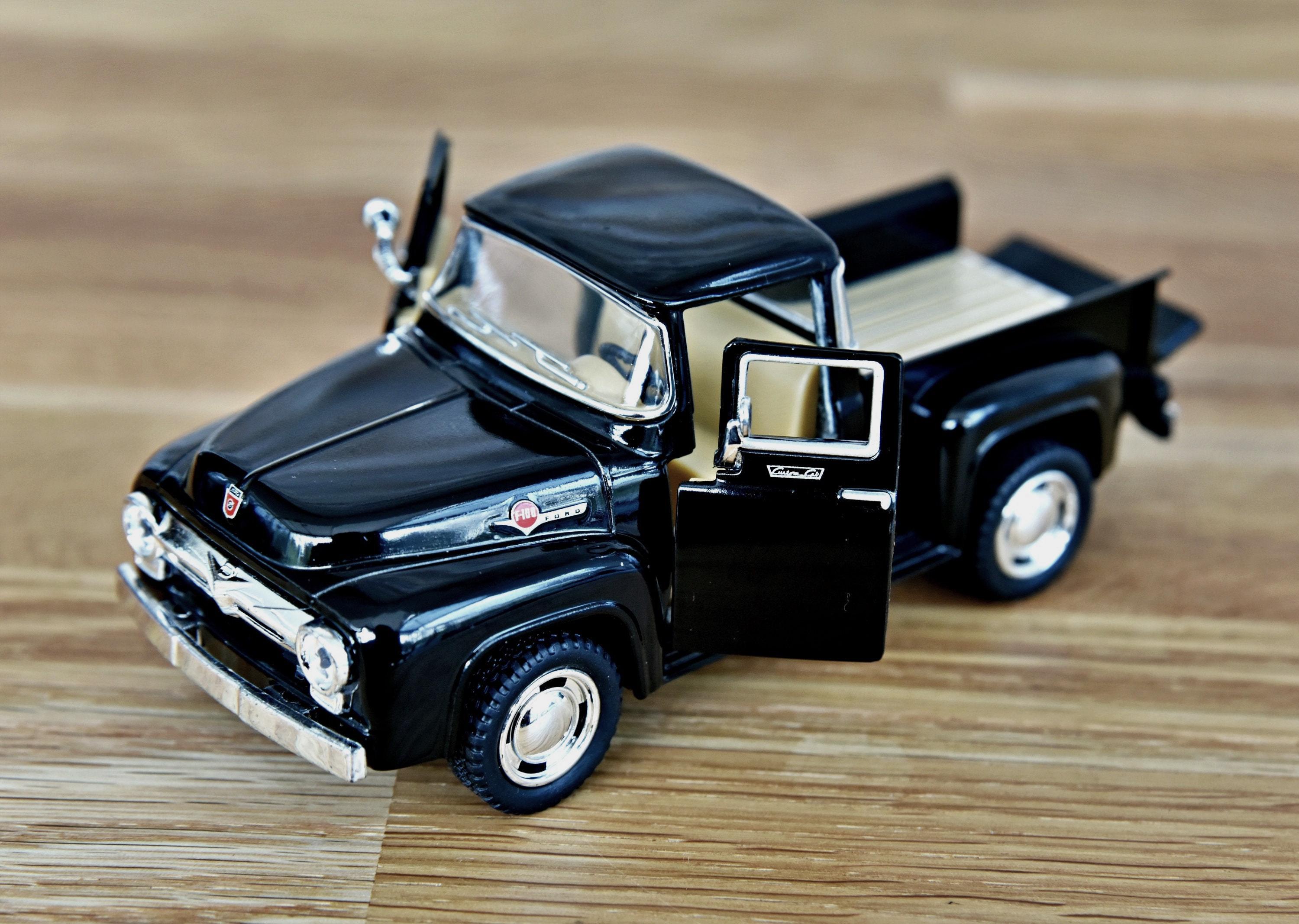 フォード F-100 ピックアップ 1956 | モデルカー | 1/38 スケール