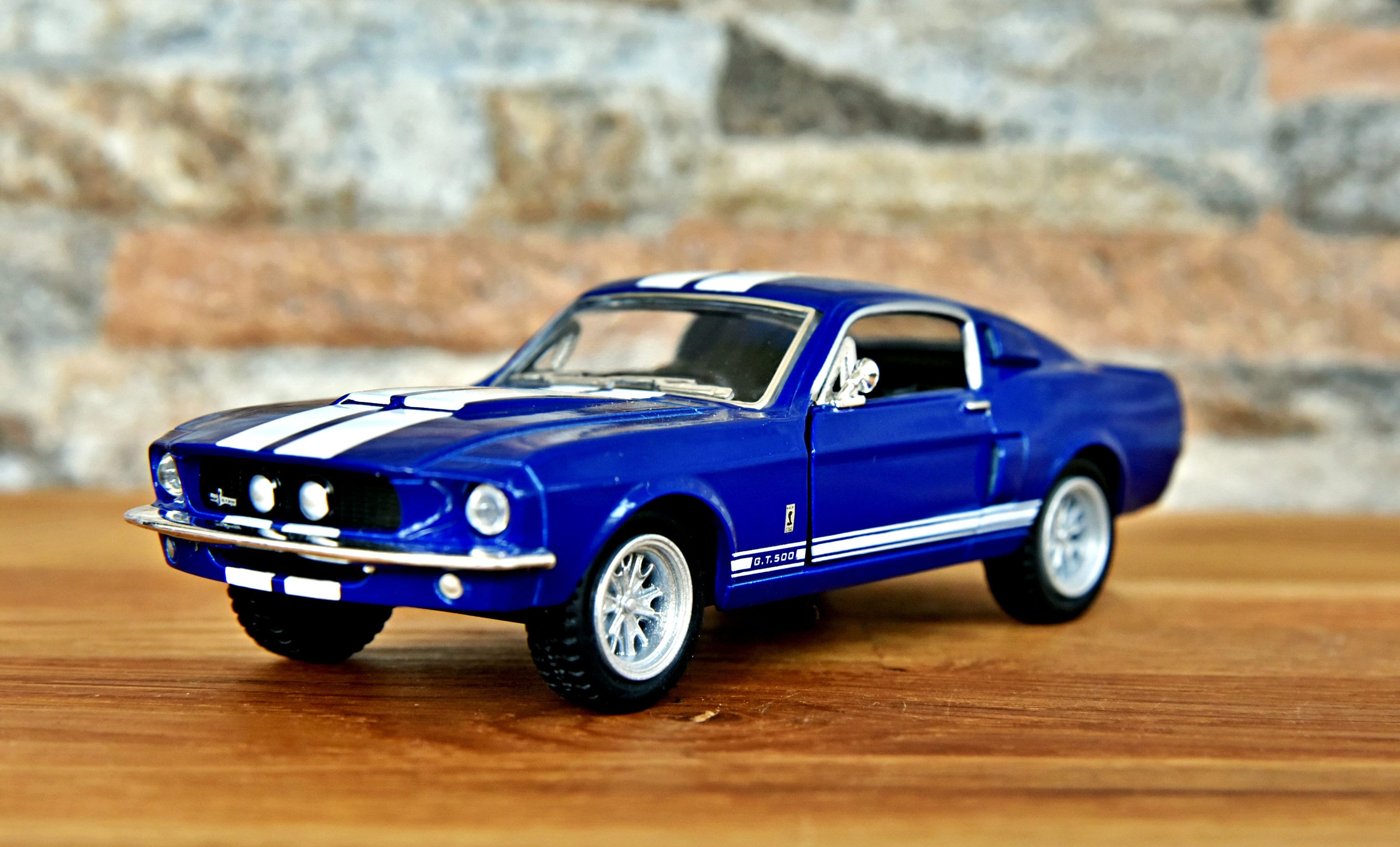 Modellino Jada 1:24 Ford Mustang Shelby GT500 Del 1967, Pressofuso Grigio Metallizzato Con Strisce Nere, Bigtime Muscle