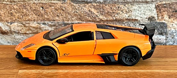 Lamborghini Murcielago LP 670-4 SV , 1/36 Scale Model Car, Diecast