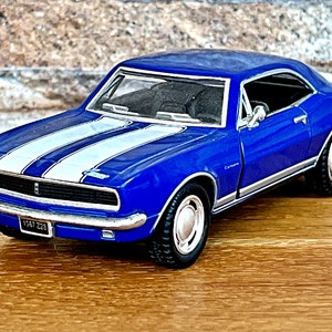 Chevrolet Camaro Z28 1967 | Diecast model car | 1/37 scale model car | vintage model car | Diecast car | Collection item | Camaro | 60s