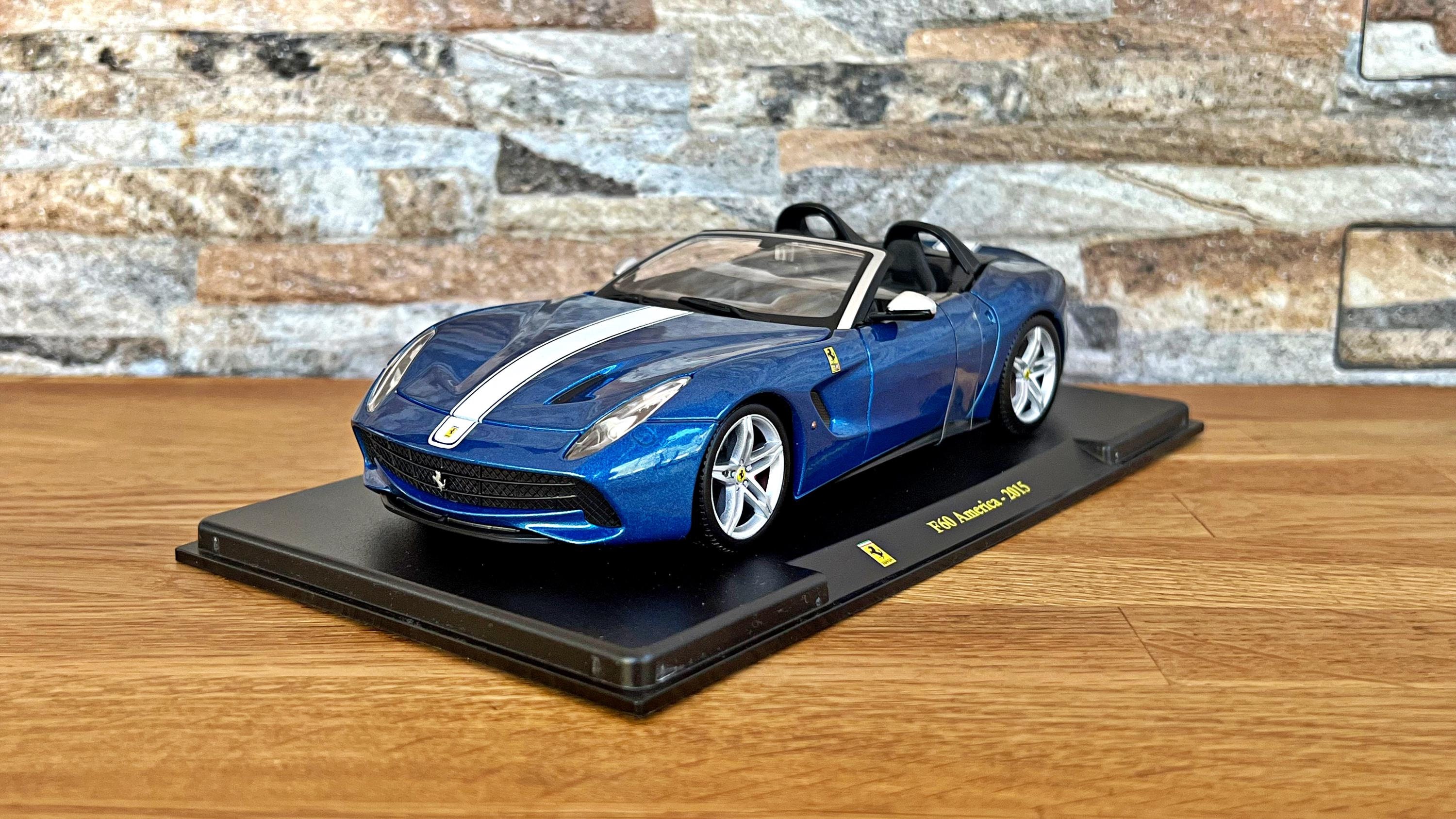 FERRARI F60 America 2015年モデル 青ケース付き 2015 Ferrari F60