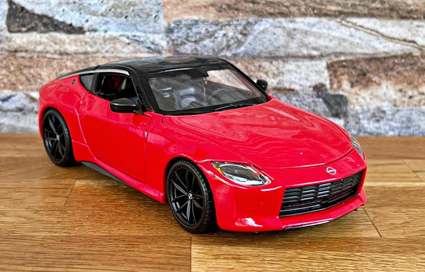 Nissan Z 2023 | Model Car | Diecast Car | 1/24 Scale Model Car