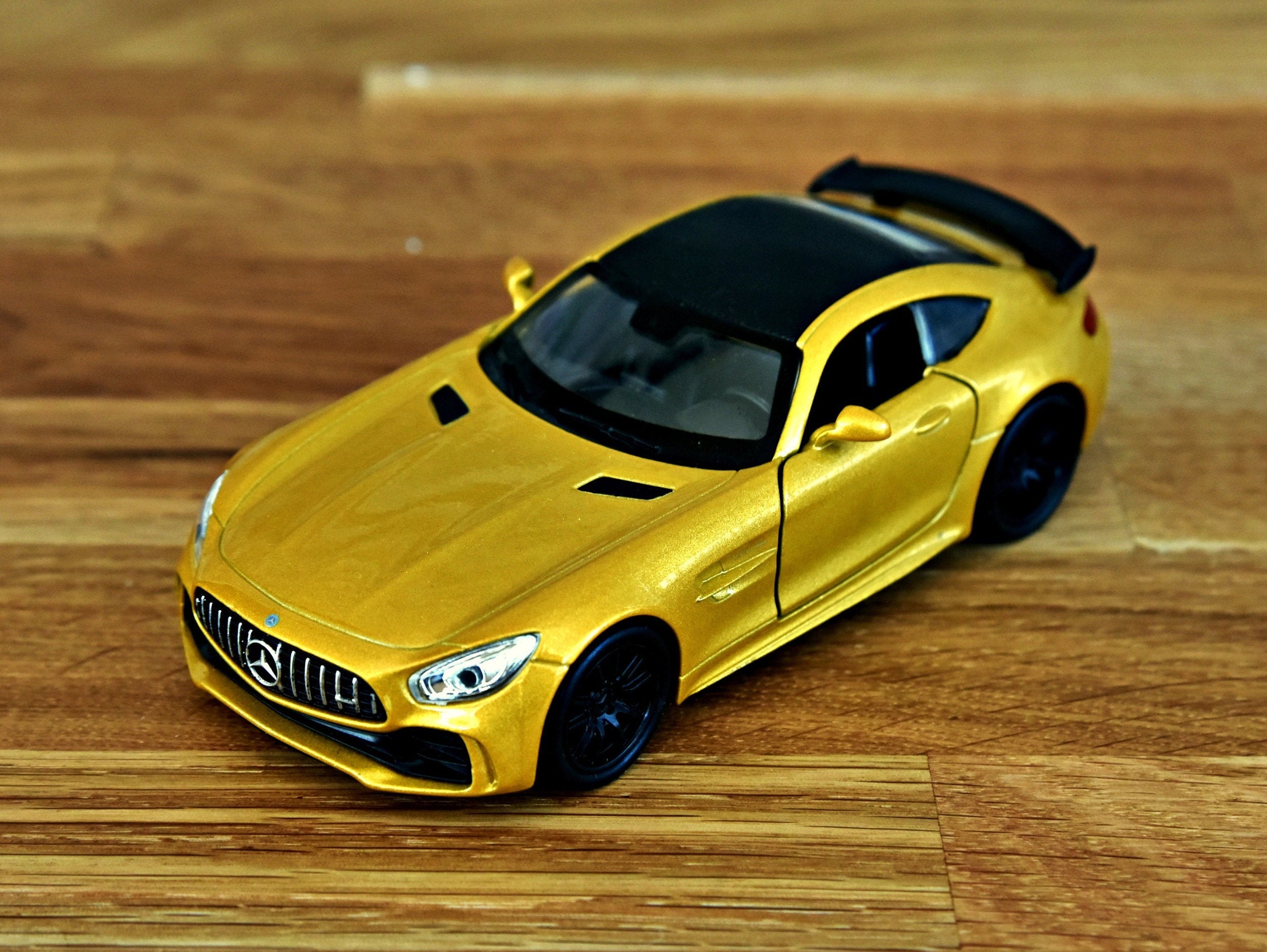 メルセデスベンツ AMG GT R | 1/36スケールモデルカー | メルセデス