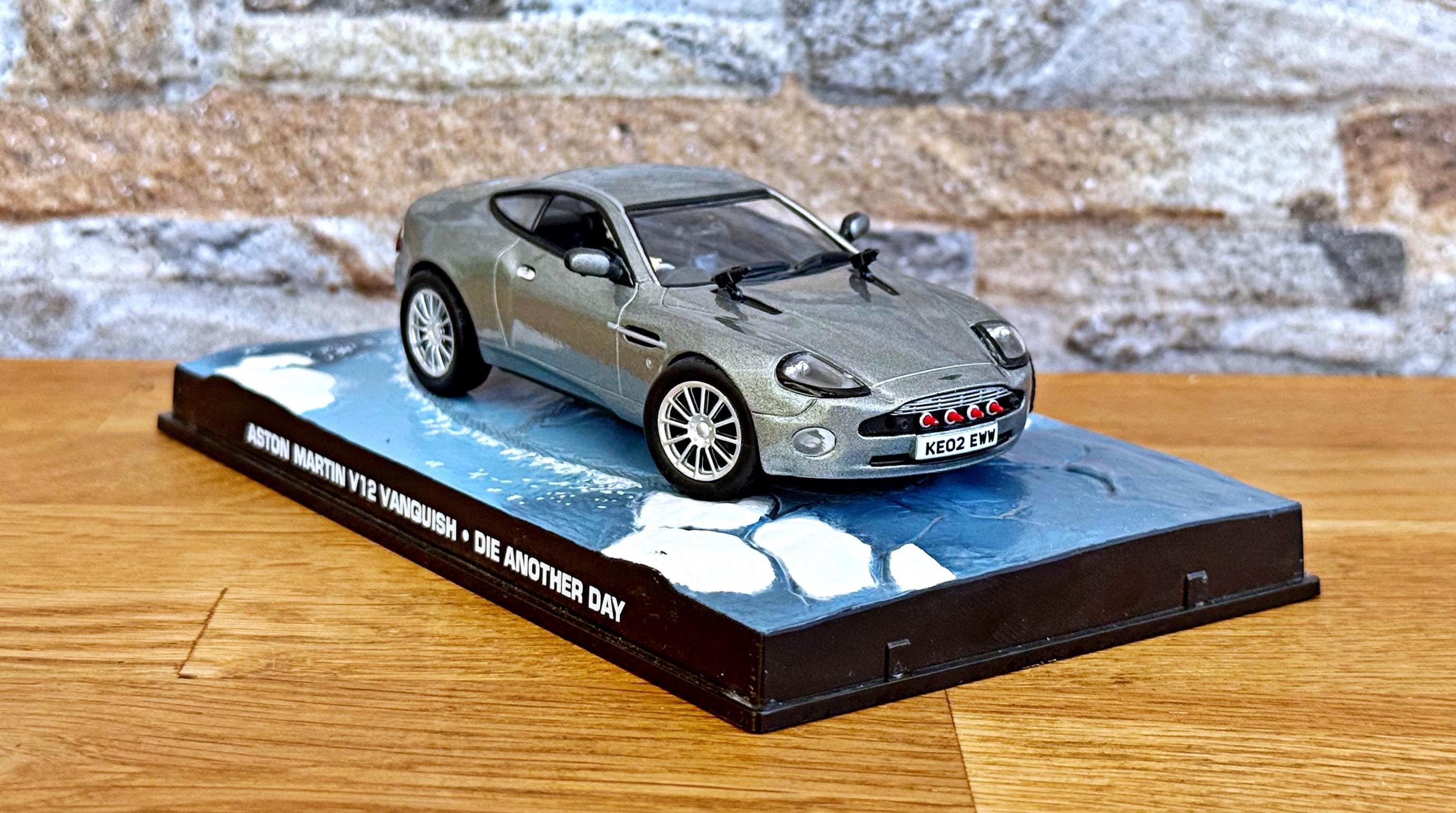 Aston Martin V12 Vanquish , 007 James Bond Collection , Vintage