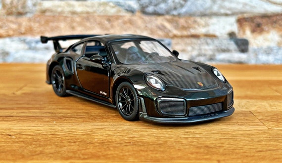 Porsche 911 GT2 RS - Voiture miniature à l'échelle 1:43