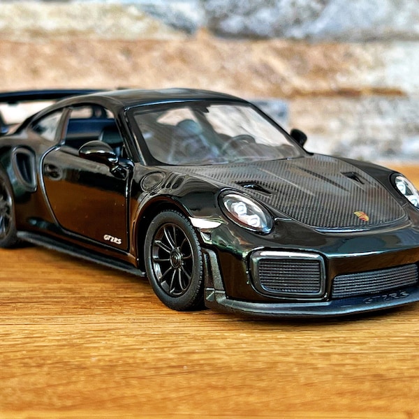 Porsche 911 GT2 RS | Model Car | 1/36 Diecast car | 1/36 scale model car| Die cast car  | Collection item | Diecast model car | Porsche