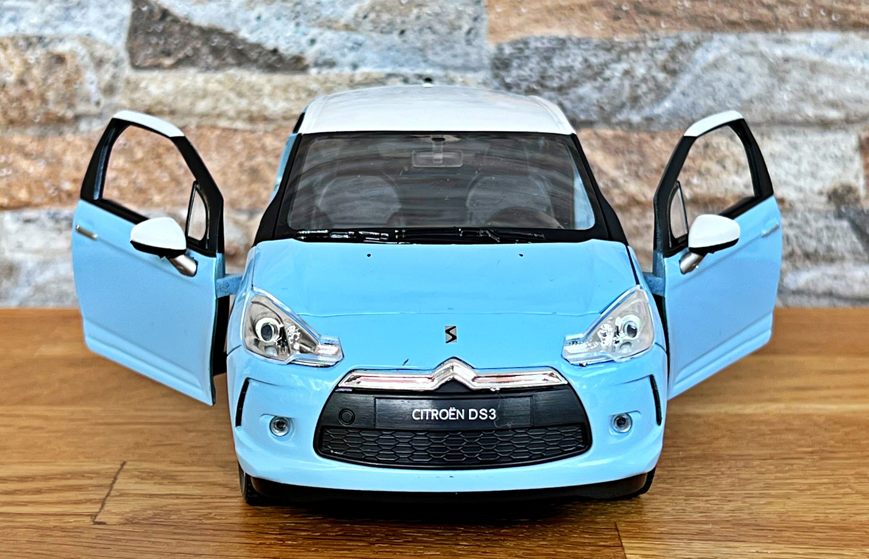 Citroen DS3 2010 | Model Car | Diecast Car | 1/24 Scale Model Car