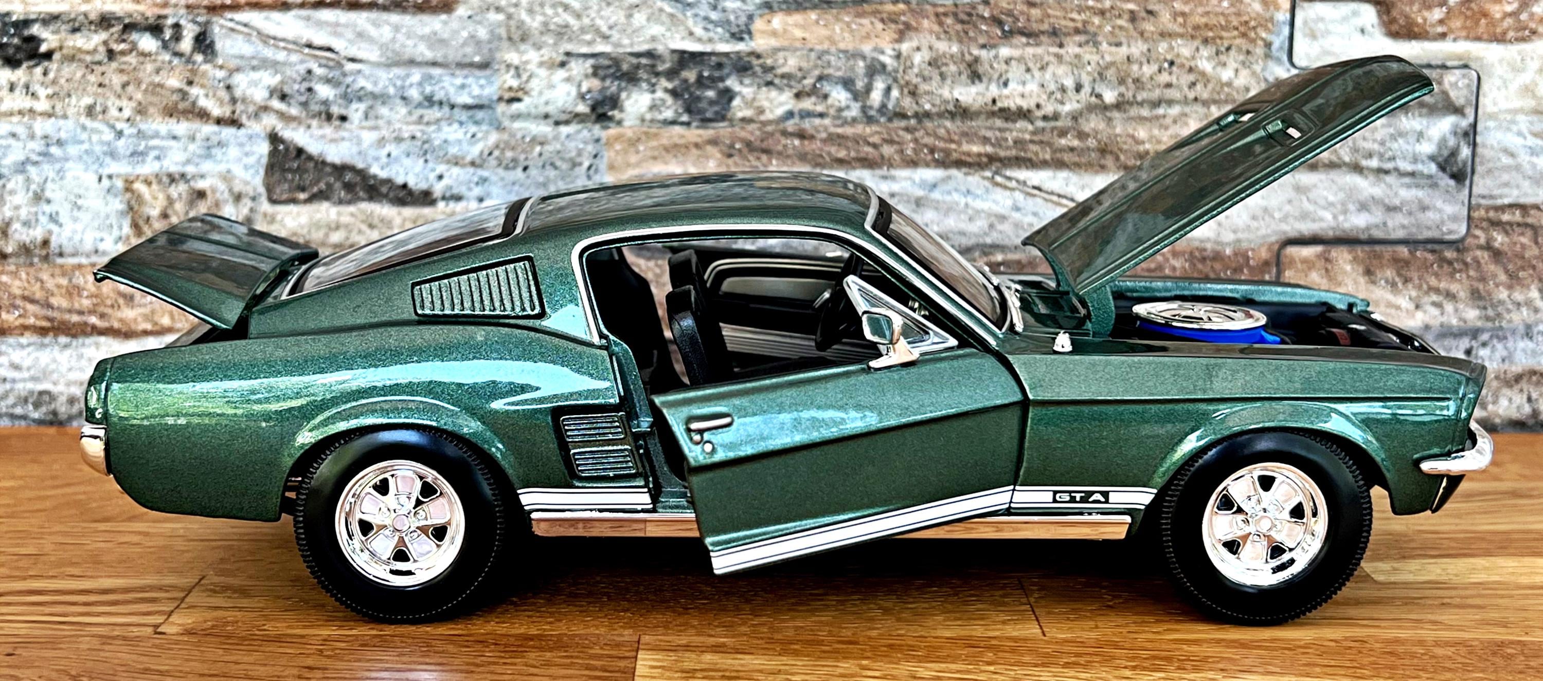 Ford Mustang GTA Fastback 1967, Vintage Model Car, Diecast Car, 1
