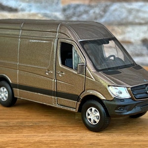 Mercedes Benz Sprinter Van, 1/48 diecast car, 1/48 scale model car, car model metal, Diecast collection, Mercedes