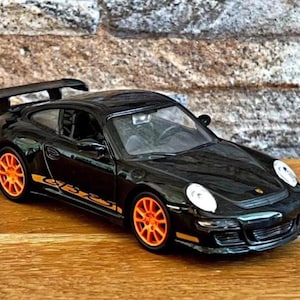 Porsche 911 GT3 RS | Model car | Diecast car | 1/36 scale model car | car model | Die cast car | collectible car | Porsche Diecast