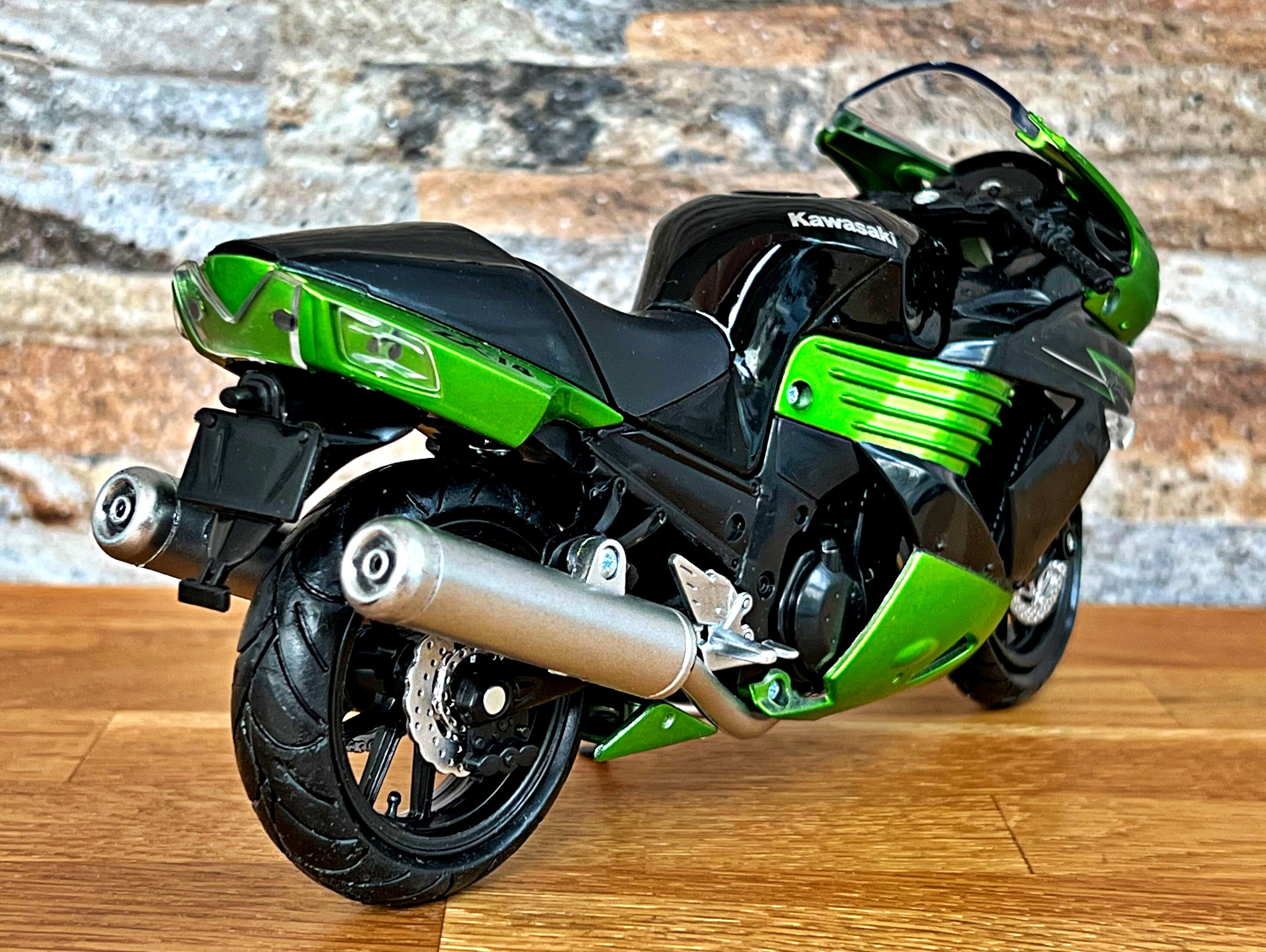 カワサキ ZX 14 2011、スケール 1/12 ダイキャスト バイク、1/12 ダイ