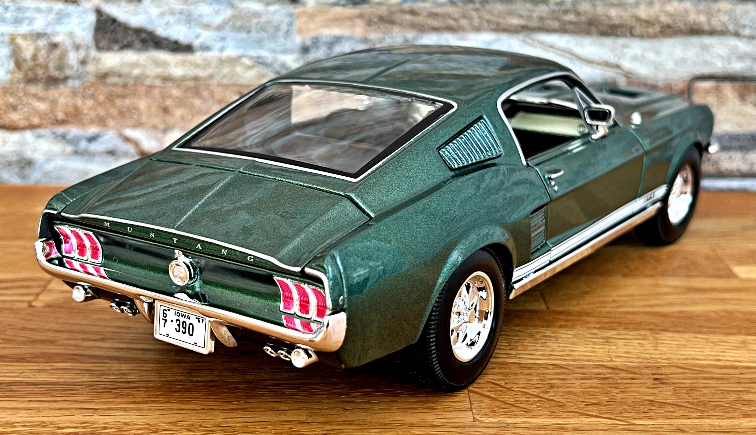 Ford Mustang GTA Fastback 1967, Vintage Model Car, Diecast Car, 1