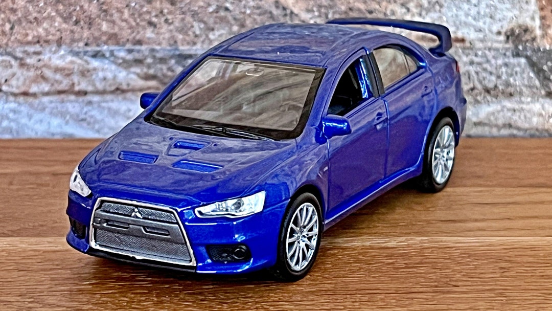 Mitsubishi Lancer Evolution X, Model Car, Scale 1/36, 1/36 Diecast Car