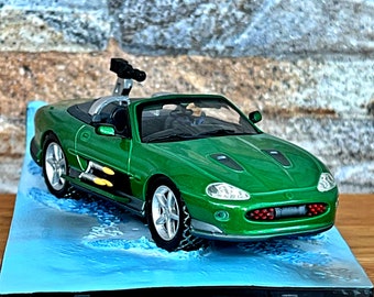 007 ダイアナザーデイ　ボンドカージャガーXJ オープンカー 1/18スケール Jaguar XKR, 007 James Bond Collection Car, Vintage Diecast Car