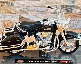 ハーレーダビッドソン 1966 FLH エレクトラ グライド、スケール 1/18