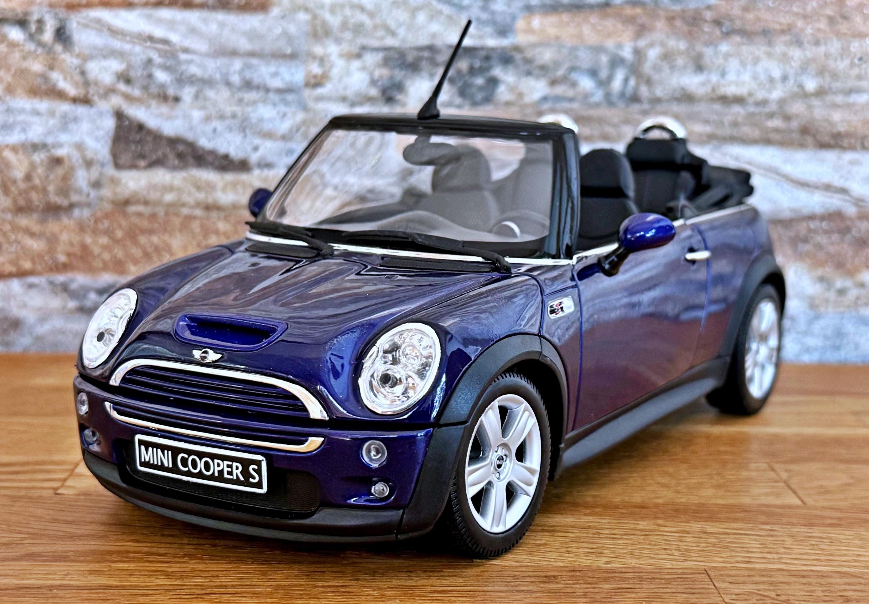 Mini Cooper S Cabrio | 1/18 Diecast Model Car | 1/18 Scale Model