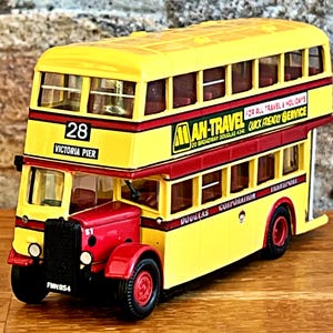 AEC Regent Douglas Corporation , Vintage diecast bus, 1/76 scale model bus, old classic bus, Die cast Collection item , Diecast Replica