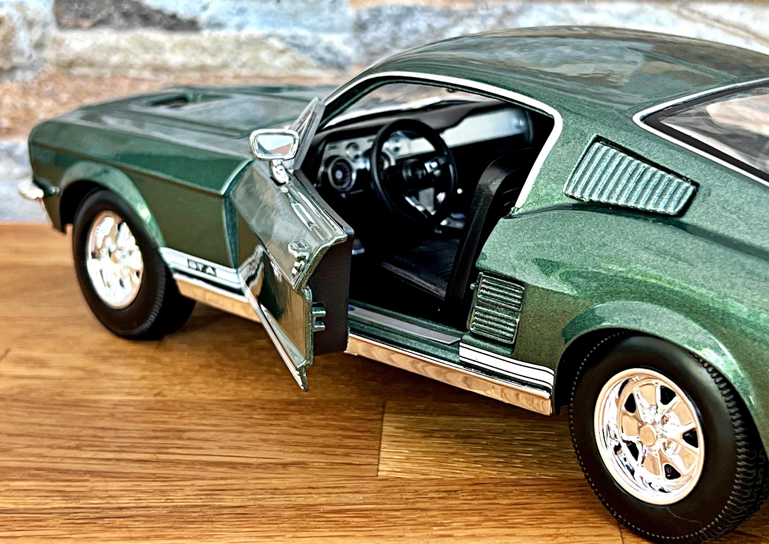 Ford Mustang GTA Fastback 1967, Vintage Model Car, Diecast Car, 1