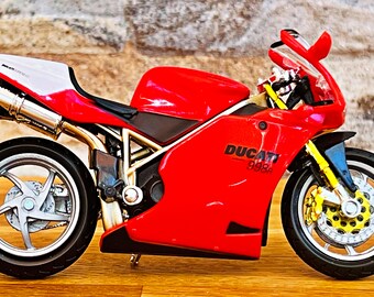 Ducati 998 R Motorcycle, Scale 1/18 Model Motorcycle, Diecast