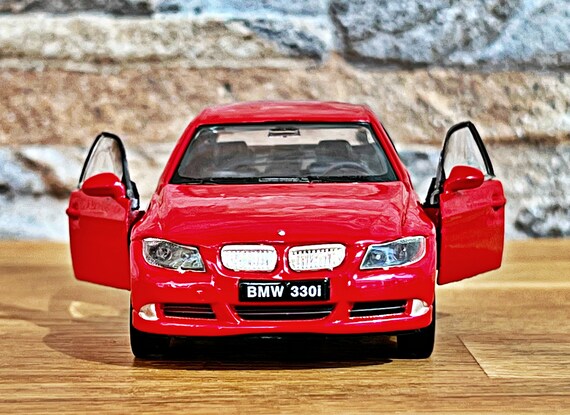BMW 330i | Model Car | 1/36 Diecast Car | 1/36 Scale Model Car
