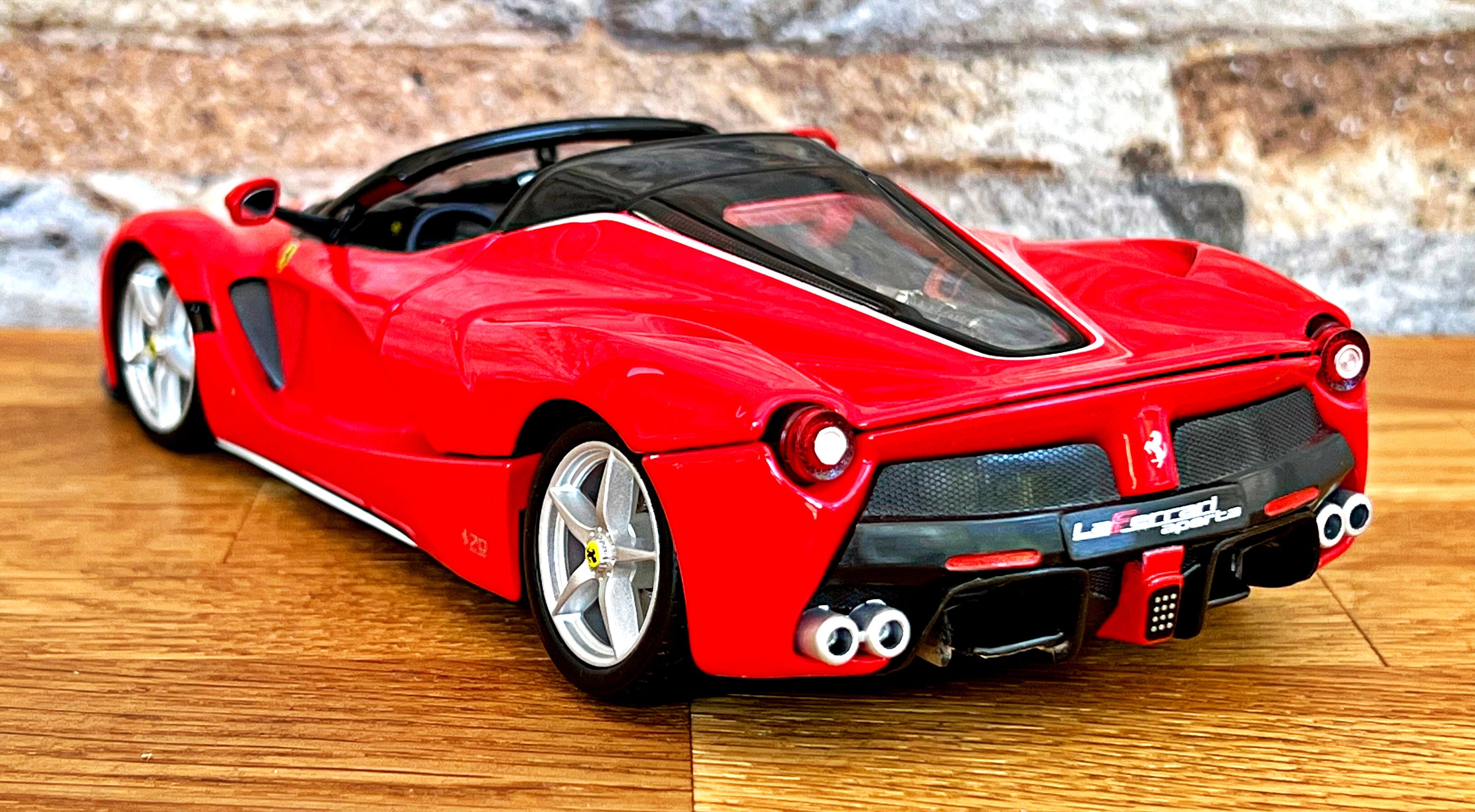Laferrari Aperta | 1/24 Scale Model Car | Diecast Car Model | Die Cast ...