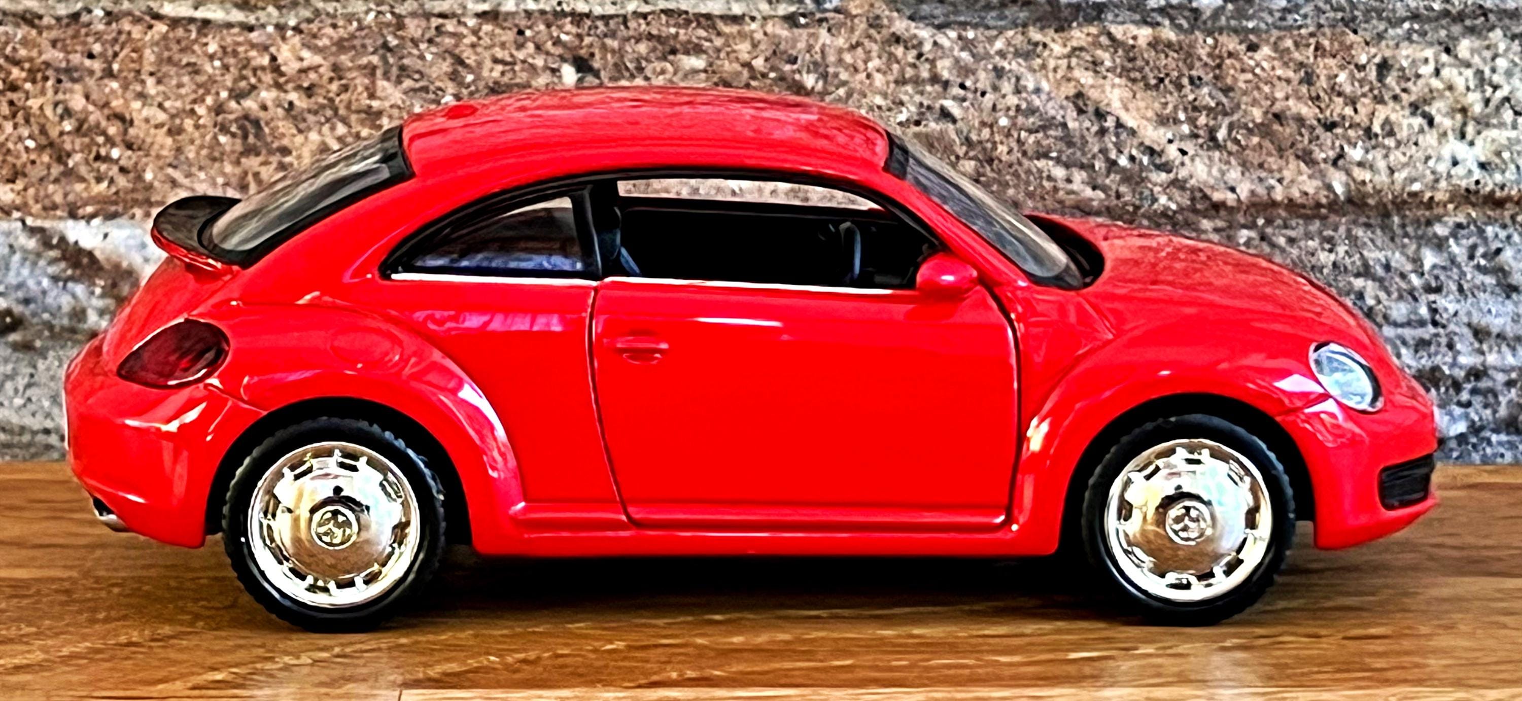 Volkswagen New Beetle 2012 | Model Car | 1/34 Diecast Car | 1:34
