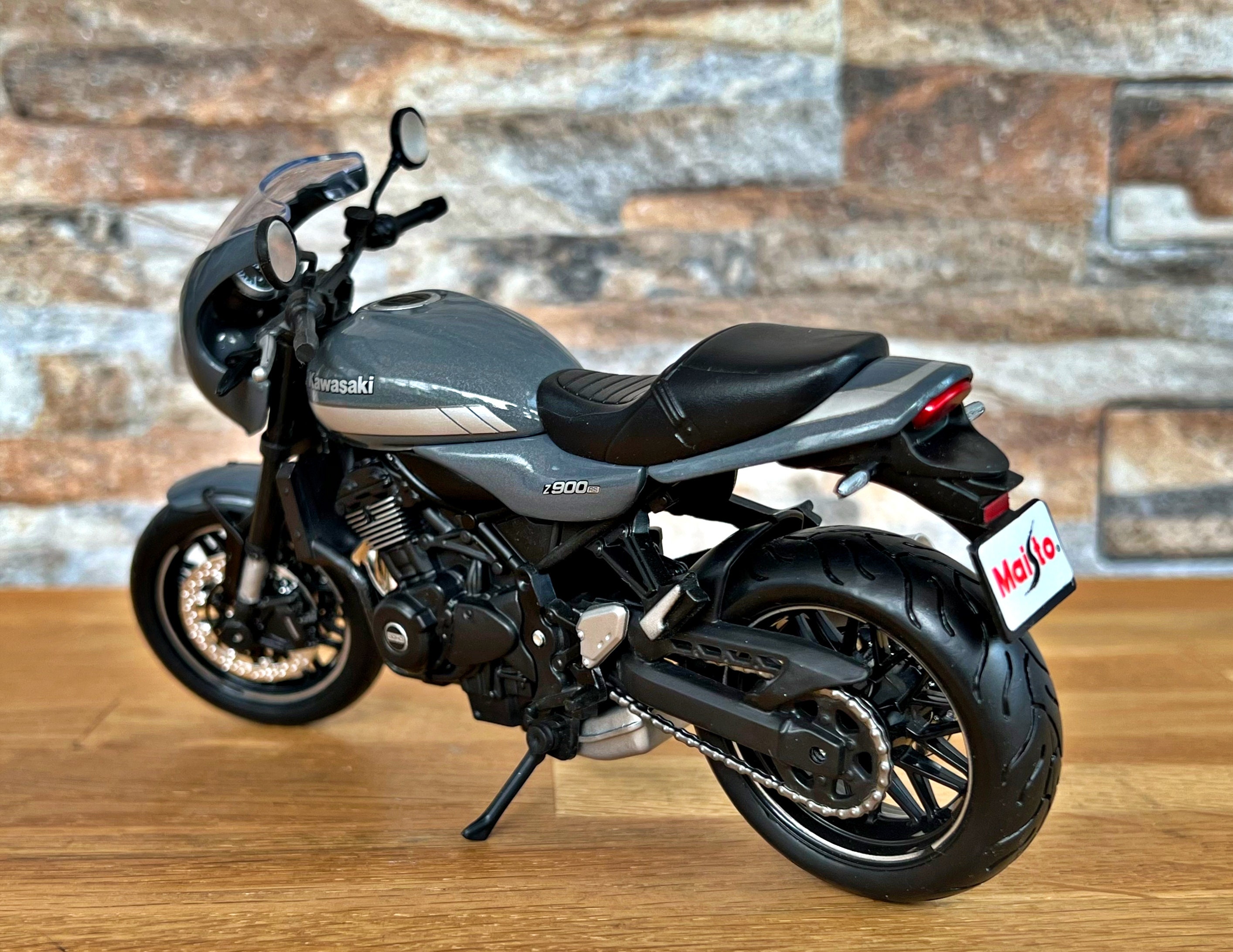 Kawasaki Z900RS Cafe Diecast Motorcycle, 1/12 Scale Model , Z 900