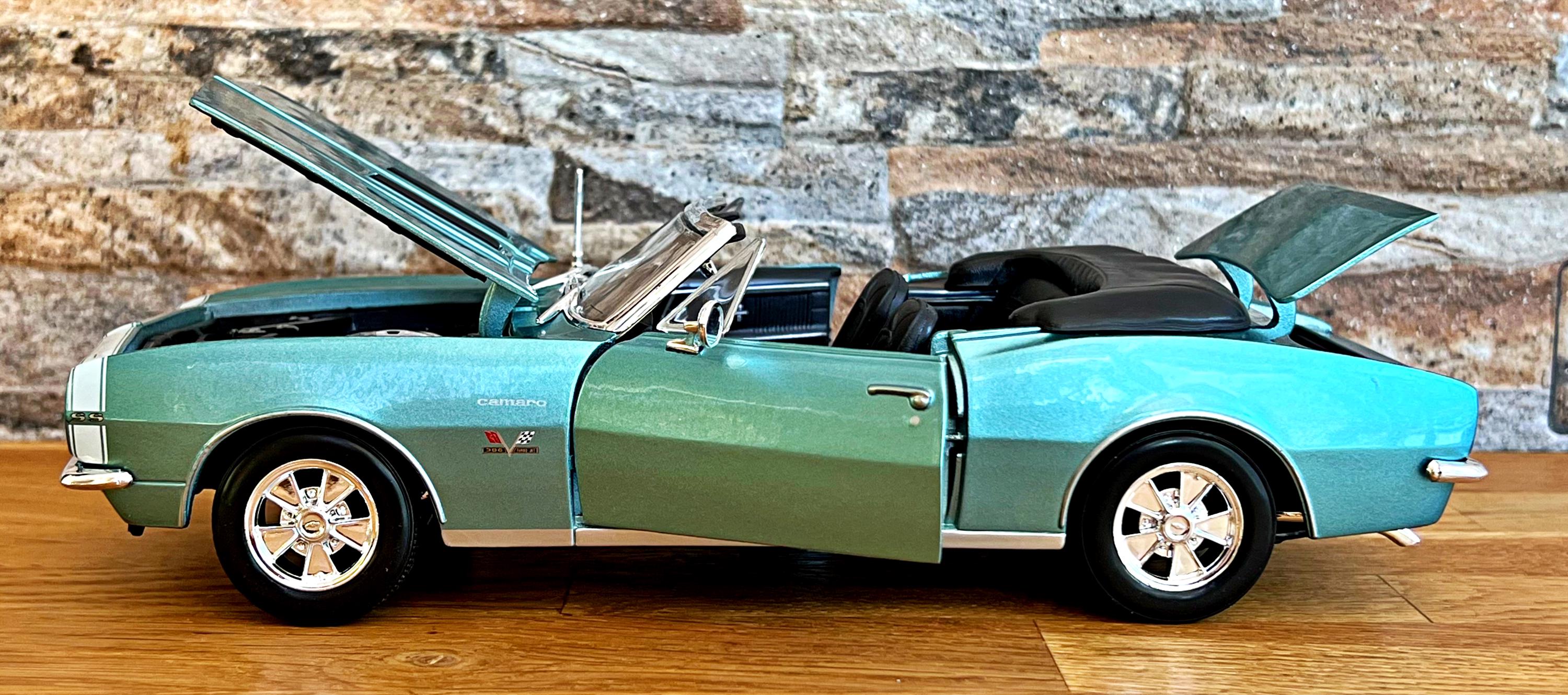 シボレー カマロ RS/SS 396 1967 | ヴィンテージ モデルカー | 1/18