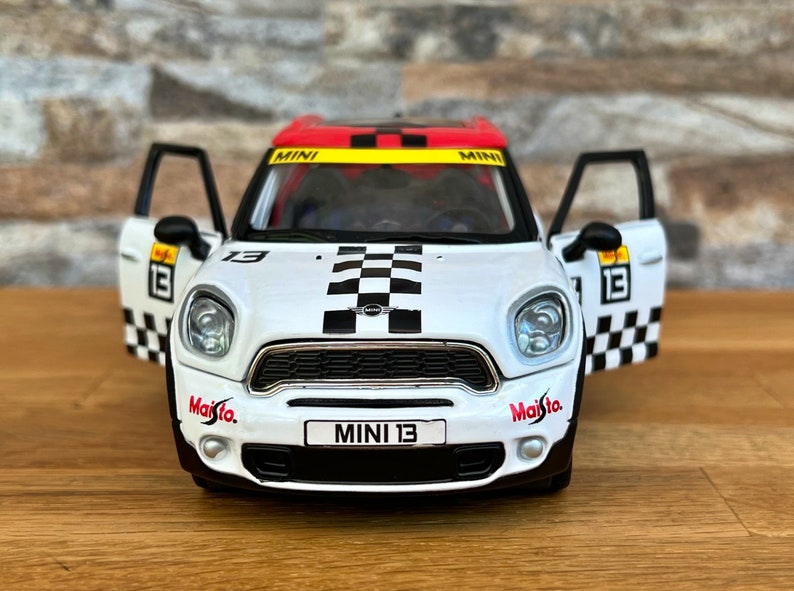 Mini Cooper Countryman | Model Car | Diecast Car | 1/24 Scale Model Car ...