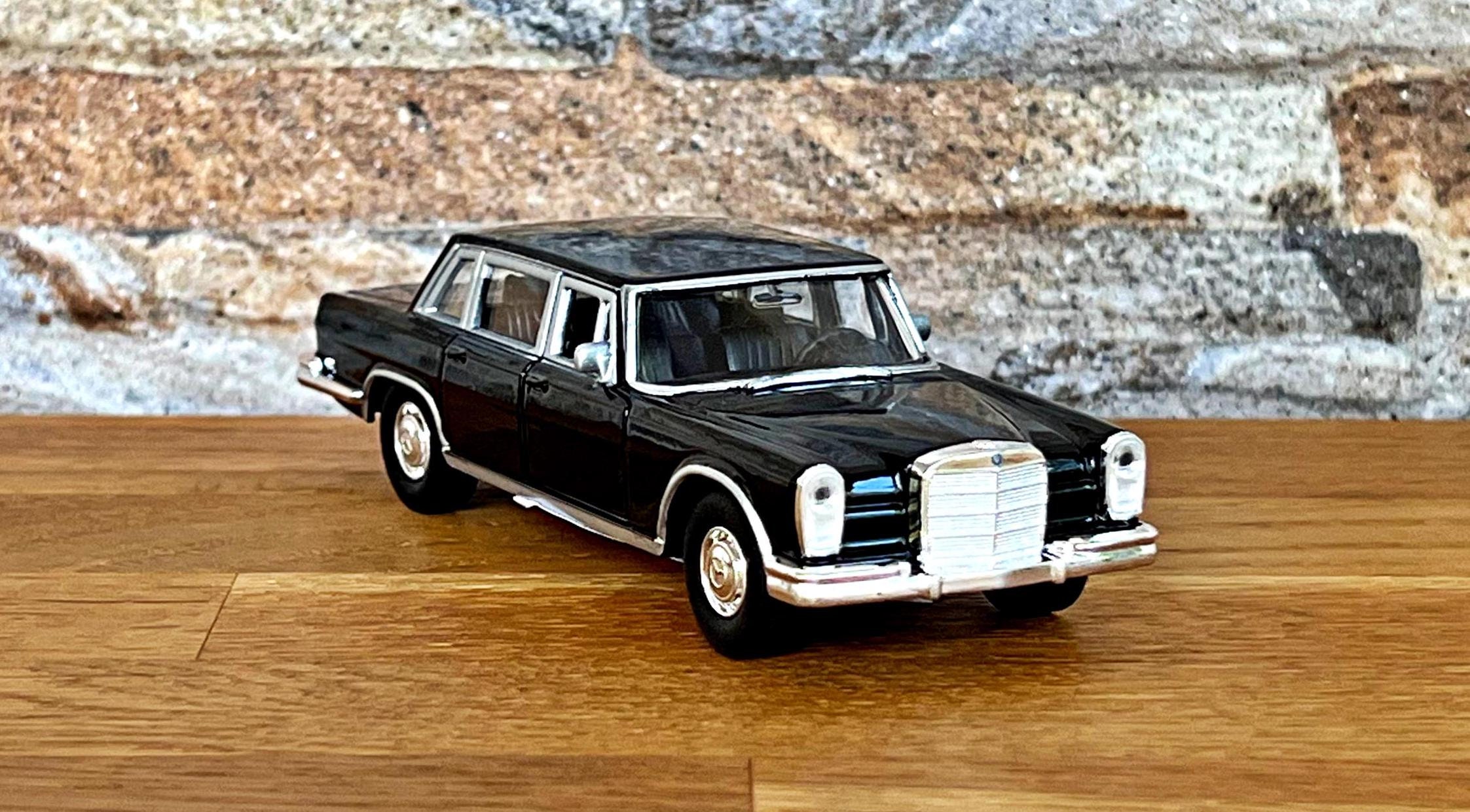 Mercedes Benz 600 1963 , Vintage Model Car , Diecast Car, 1/36