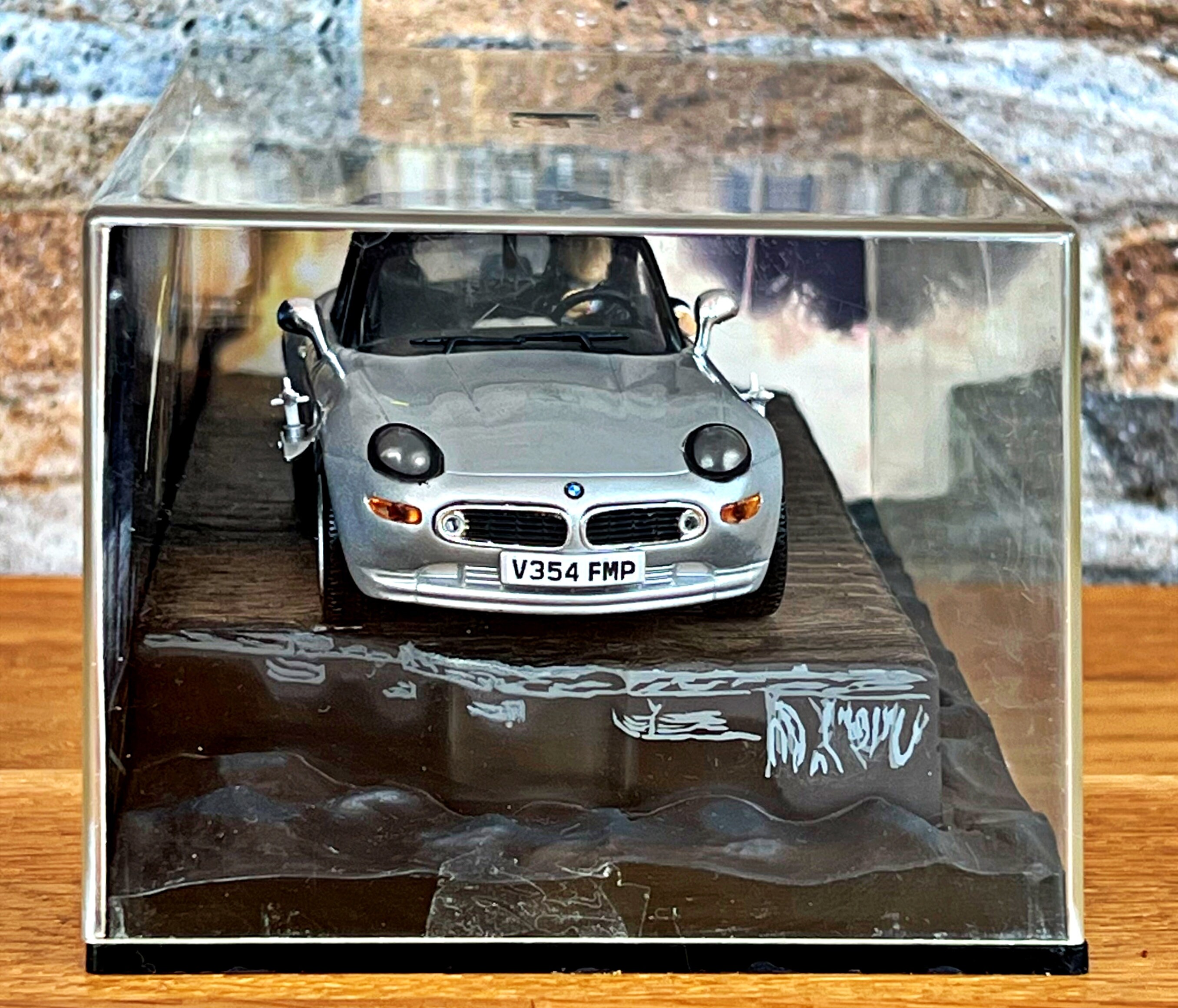 BMW Z8, 007 James Bond Collection Car, Vintage Diecast Car, Scale