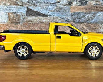 Ford F-150 1/32スケール FORD F150 1:32 Scale Diecast Model Pick-up Review #mrrescue