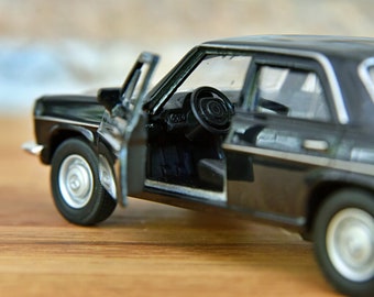 ベンツ　模型ダイキャスト メルセデスベンツ 220 1969 | モデルカー | ダイキャストカー | 1/38