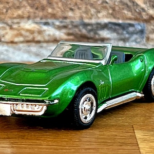 Corvette de 1969, coche fundido a presión 1/43, coche modelo a escala 1/43, coche modelo vintage, metal modelo de coche, artículo coleccionable fundido a presión, década de 1960