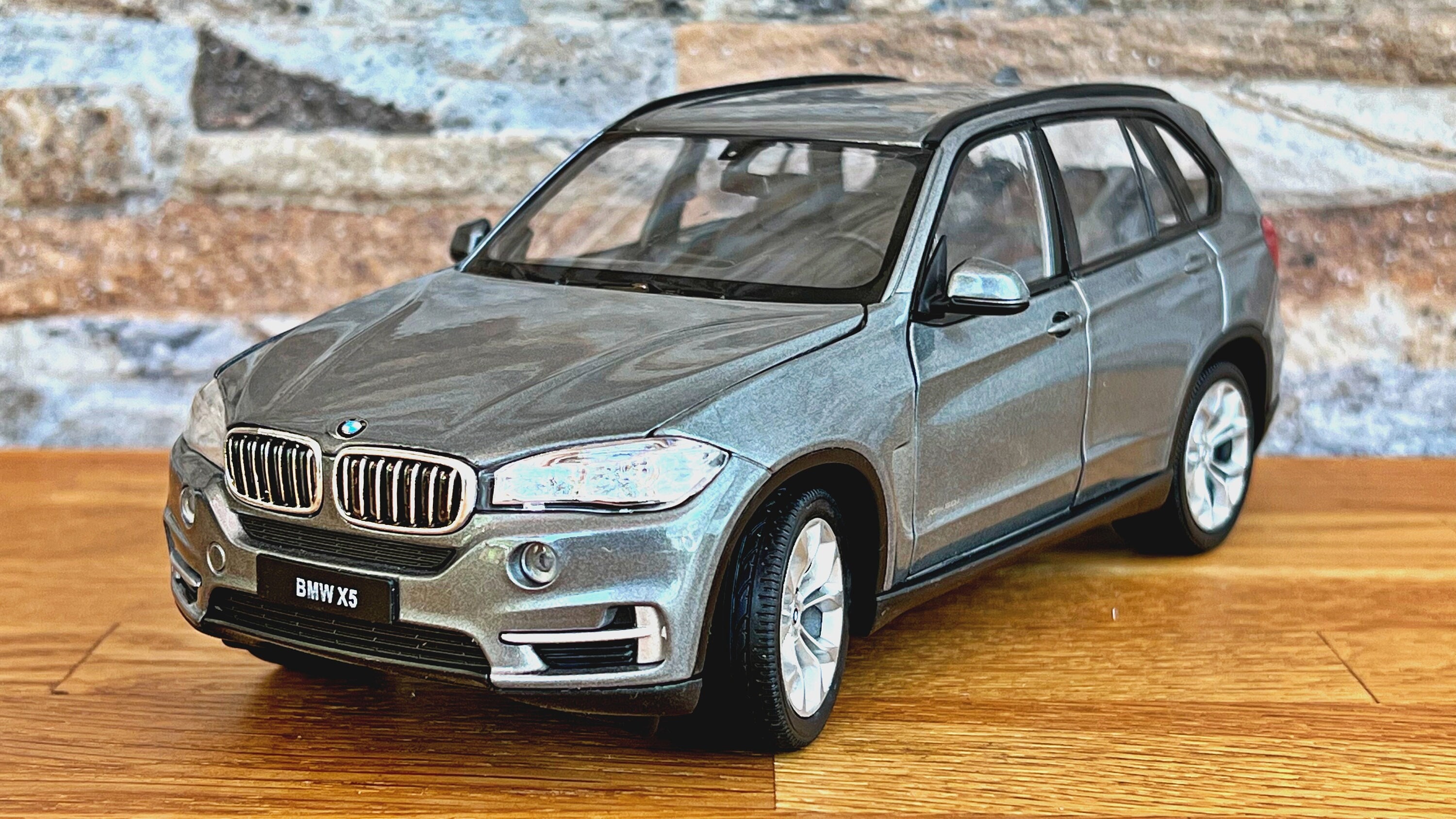BMW X5 | Model Car | Diecast Car | 1/24 Scale Model Car | Car