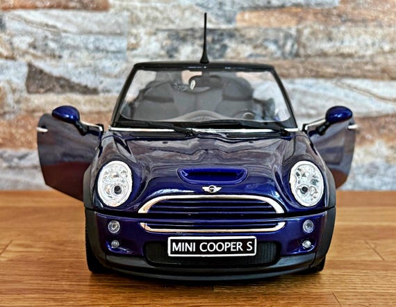 Mini Cooper S Cabrio | 1/18 Diecast Model Car | 1/18 Scale Model