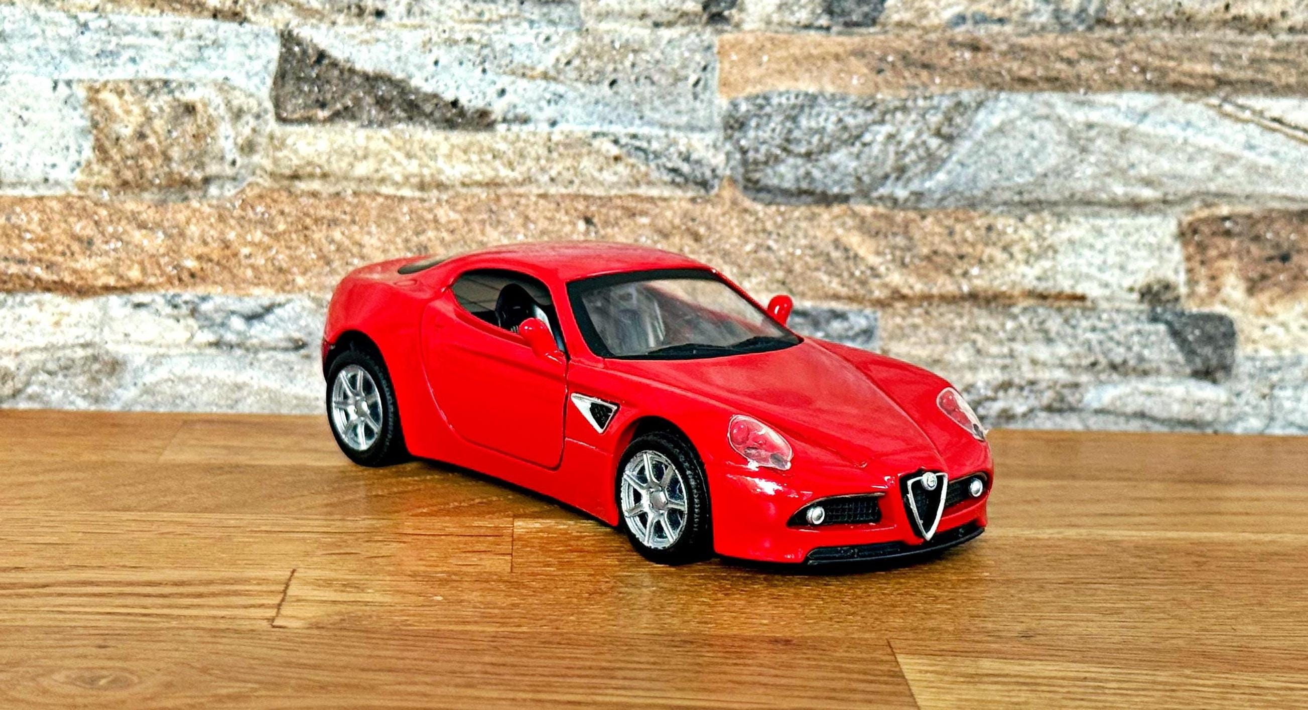 Alfa Romeo 8C , 1/32 Scale Model Car , Diecast Car Model