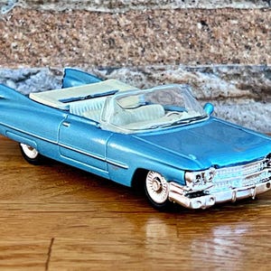 Cadillac Series 62 1959 | Diecast car | Model car | 1/43 scale model car | Die cast model | Collection item | Die cast car | Cadillac | 50s
